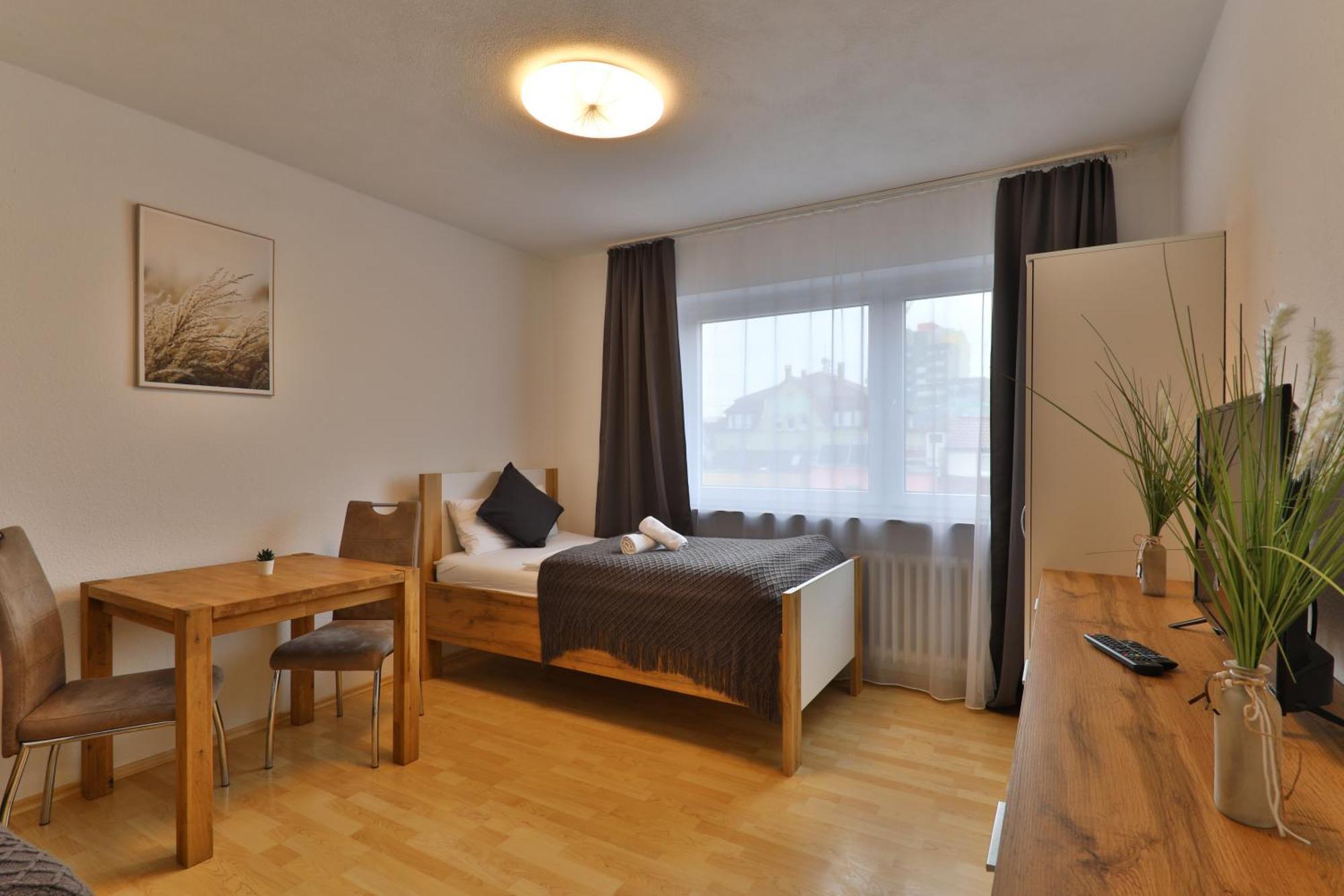 Moderne Ferienwohnungen - Service Wie Im Hotel Göppingen Eksteriør billede